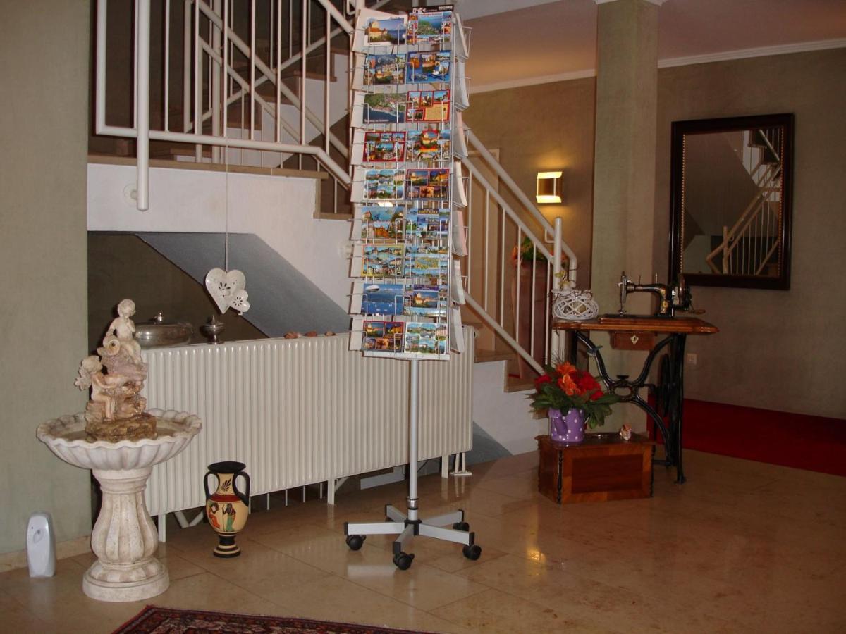 Hotel Kurallee เมียร์สบวร์ก ภายนอก รูปภาพ