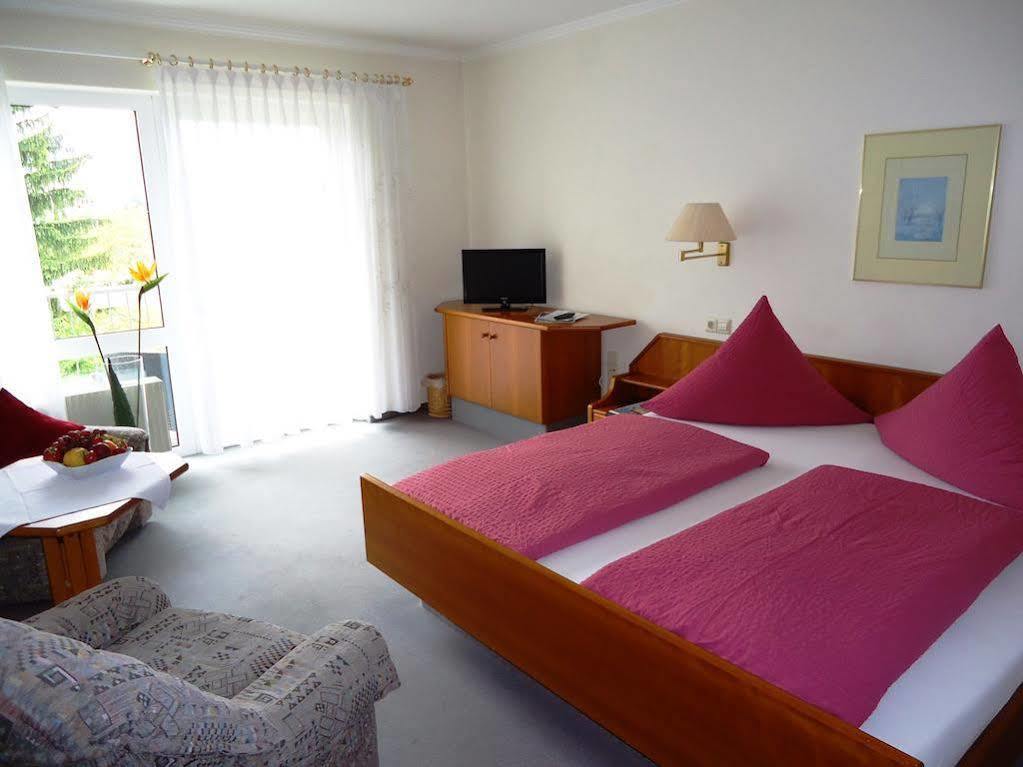 Hotel Kurallee เมียร์สบวร์ก ภายนอก รูปภาพ