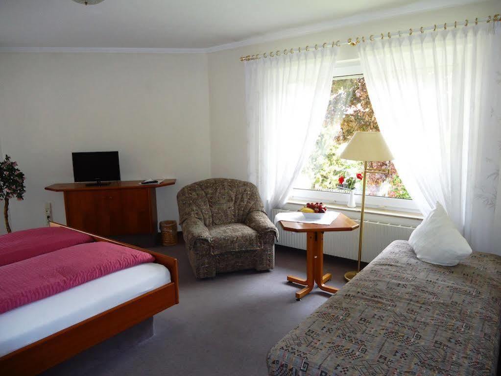 Hotel Kurallee เมียร์สบวร์ก ภายนอก รูปภาพ